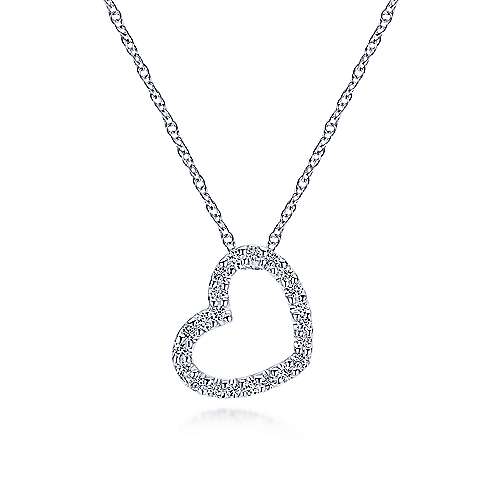 Pave diamond 2025 heart necklace